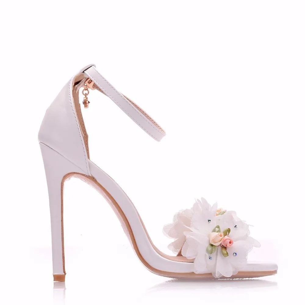 Crystal Queen Sweet White Flower Sexy Dress Wedding Shoes Women Lacing Ankle Strap Peep Toe High Heels Floral Sandals