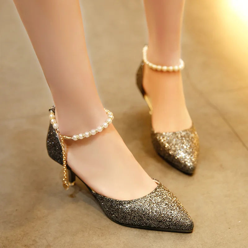 Trendy Pointed Toe Wedding Bridal Low Heels Shoes Female Party Mules Elegant Women Pumps Designer Shoes Sexy Dress Shoes Gold Silver Bling Bling Glitter